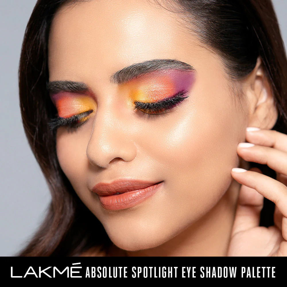 Lakmē Glitterati Chroma Chic Eye Shadow Palette, 12g